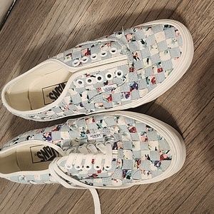 Vans platform sneakers 8.5